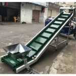 등반용 엘리베이터 컨베이어 물류 운송 조립 라인 스커트 벨트 컨베이어 엘리베이터의 그림