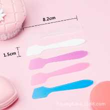 픽 스틱 마스크 스틱 마스크 스푼 픽 스틱 화장품 DIY 디스펜싱 스쿱 화장품 미용 도구의 그림