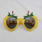 피크닉 파티 레저 용품 사진 장식을 할 때 공장 직접 슈퍼 귀여운 딸기 모양의 파티 안경의 그림