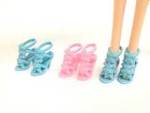 새로운 장난감 인형 신발 인형 신발 장난감 신발 샌들 액세서리 신발의 그림