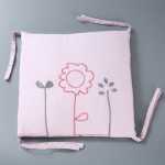 아기 침대의 그림