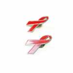 빅 레드 리본 옷깃 핀 레드 리본 옷깃 핀의 그림