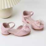 여아 공주 신발의 그림