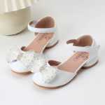 여아 공주 신발의 그림