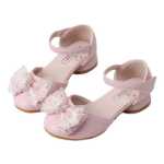 여아 공주 신발의 그림