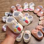 아기 신발의 그림