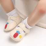 아기 신발의 그림