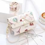 겨울 가방 여성용 2023 년 새로운 외국 스타일 여성 지구 여성 올해 인기있는 숄더백 크로스 바디 백 도매의 그림