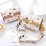 여성용 숄더백 크로스 바디 백의 그림