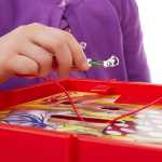 어린이 장난감  의료 도구 의사 어린이 수술 게임의 그림