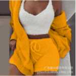 홈웨어 캐주얼 3 피스 잠옷의 그림