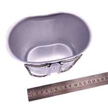 휴대용 조리기구 알루미늄 도시락 물 컵의 그림