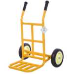 버킷이 달린 유치원 세발자전거의 그림