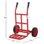 버킷이 달린 유치원 세발자전거의 그림