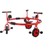 버킷이 달린 유치원 세발자전거의 그림