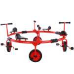 버킷이 달린 유치원 세발자전거의 그림