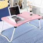 침대 책상 간단한 기숙사 게으른 테이블 노트북 테이블 접이식 작은 테이블 침대의 그림