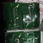 PU 뒤꿈치 스티커 모조 돼지 가죽 뒤꿈치 패드 마찰 방지 발 녹색 가방 모조 가죽 뒤꿈치 스티커 공장 홈 도매 여성 신발 스티커의 그림