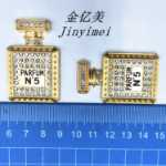 다이아몬드로 향수병의 그림