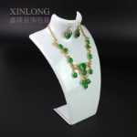 마네킹 목걸이 주얼리 디스플레이 소품의 그림