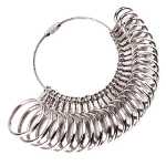 링 링 측정 링 링 측정 링 링 사이즈 측정 링 눈금자 링 링 핑거 링 측정 도구의 그림