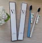 도매 밀짚 칫솔 호텔 호텔 비앤비 일회용 용품 일회용 칫솔 소모품의 그림