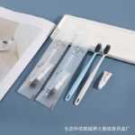 호텔 세면도구호텔 & 비앤비 소모품치약이 포함된 칫솔부드러운 칫솔모 칫솔 세트의 그림