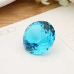 천연 크리스탈 다이아몬드 보석 장식품의 그림