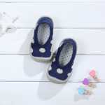 아기 실내화의 그림