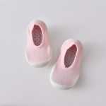 아기 실내화의 그림