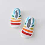 아기 실내화의 그림