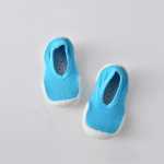 아기 실내화의 그림