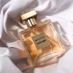 여성 향수 프리티 걸 여성 향수 쟈스민 시트러스 바닐라 향수의 그림