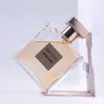 여성 향수 프리티 걸 여성 향수 쟈스민 시트러스 바닐라 향수의 그림