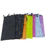 선글라스, 안경, 휴대 전화, 가방의 그림