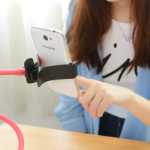 범용 휴대폰 홀더의 그림