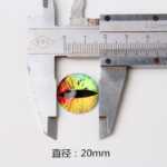 유리 보석 휴대 전화 액세서리의 그림