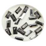 인공보석 악세사리의 그림