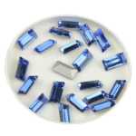 인공보석 악세사리의 그림