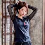 여성용 러닝 피트니스 재킷의 그림