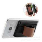 휴대폰 뒷면 스티커의 그림