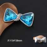 신발 버클 / 휴대폰 케이스 / 쥬얼리 액세서리의 그림