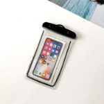 휴대 전화 가방 봉인 / 투명 해변 수영 전화 방수 / 케이스 발광 휴대 전화의 그림