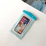 휴대 전화 가방 봉인 / 투명 해변 수영 전화 방수 / 케이스 발광 휴대 전화의 그림