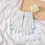 남성용 리버스 터치 스크린 장갑의 그림