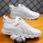 남성 캐주얼 신발 / 한국 운동화 / 스포츠 신발의 그림