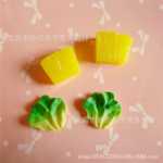 어린이 헤어 액세서리 / 신발 액세서리 / 냉장고 스티커 장난감 액세서리의 그림