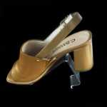 신발 진열대의 그림