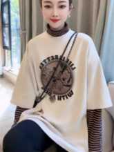 스트라이프 티셔츠의 그림