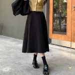 하프 바디 스커트  하이 웨이스트 롱 섹션 스커트의 그림